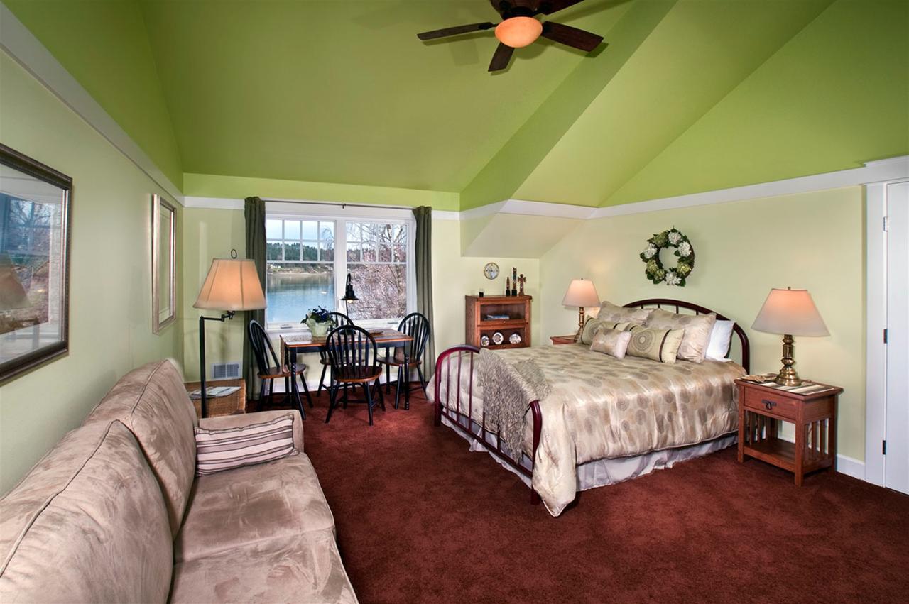 Grandview Gardens Bed And Breakfast Keyport Exterior photo